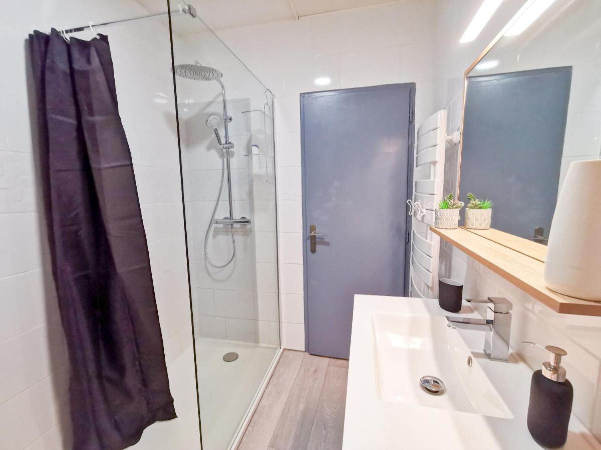 Appartement Ma Douce Charente - Superbe T3 Design Et Fonctionnel - Hyper Centre A Saintes Exterior foto